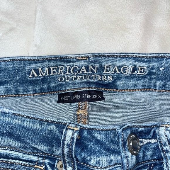 American Eagle Jean Shorts - Picture 4 of 5